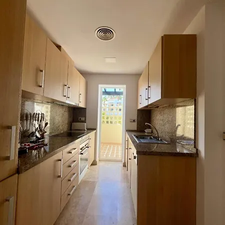 Penthouse With Private Solarium - Pool & Free Parking Estepona