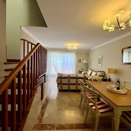 Penthouse With Private Solarium - Pool & Free Parking * Estepona