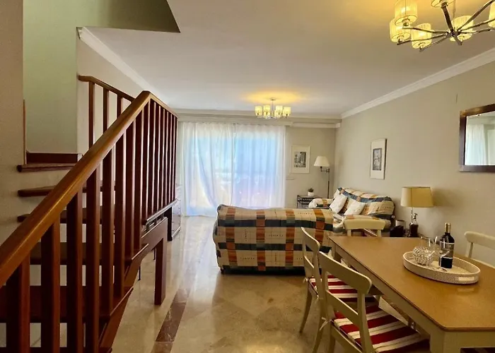 Penthouse With Private Solarium - Pool & Free Parking * Estepona