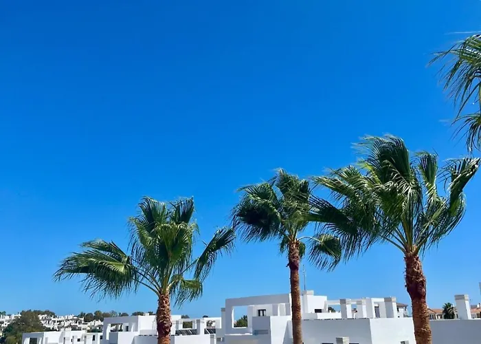 Apartment Penthouse With Private Solarium - Pool & Free Parking Estepona